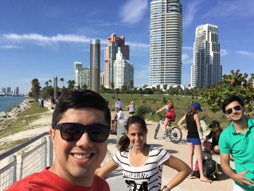 Passeio de bicicleta em South Beach Miami